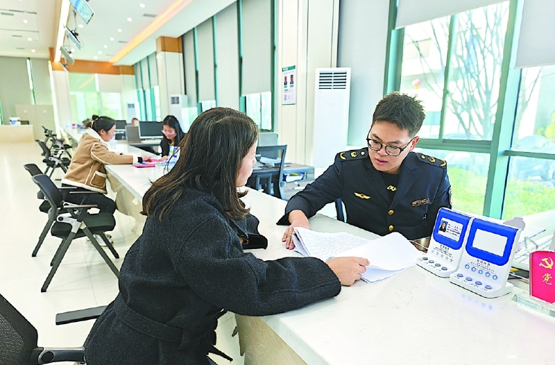 南部城事-南部县：【决胜“十四五” 续写新篇章①】挺起工业经济硬脊梁(3)